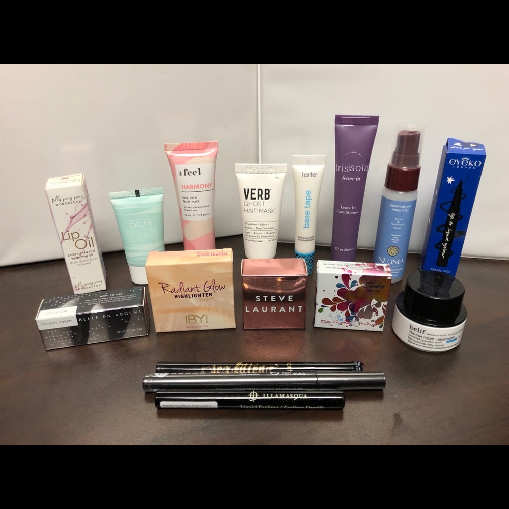 16 Pc. Skincare/Makeup/Hair Travel Size Bundle